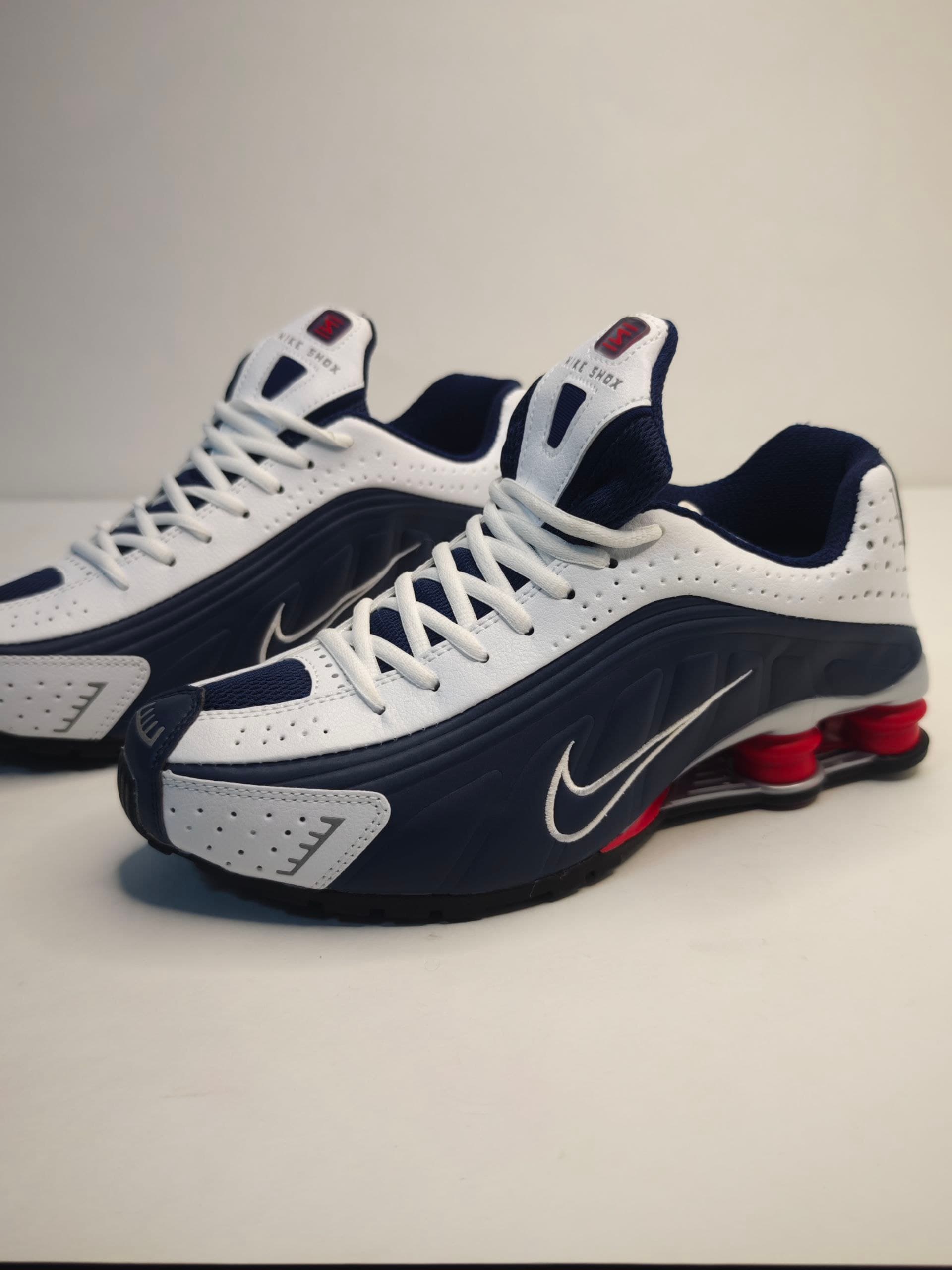 Amortizatorli Nike shox