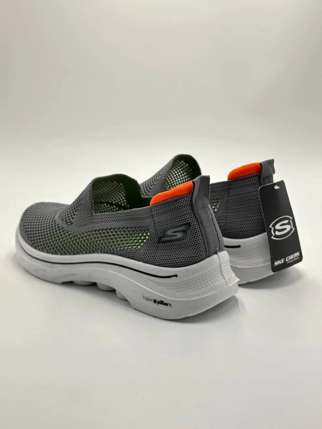 Slipon Skechers