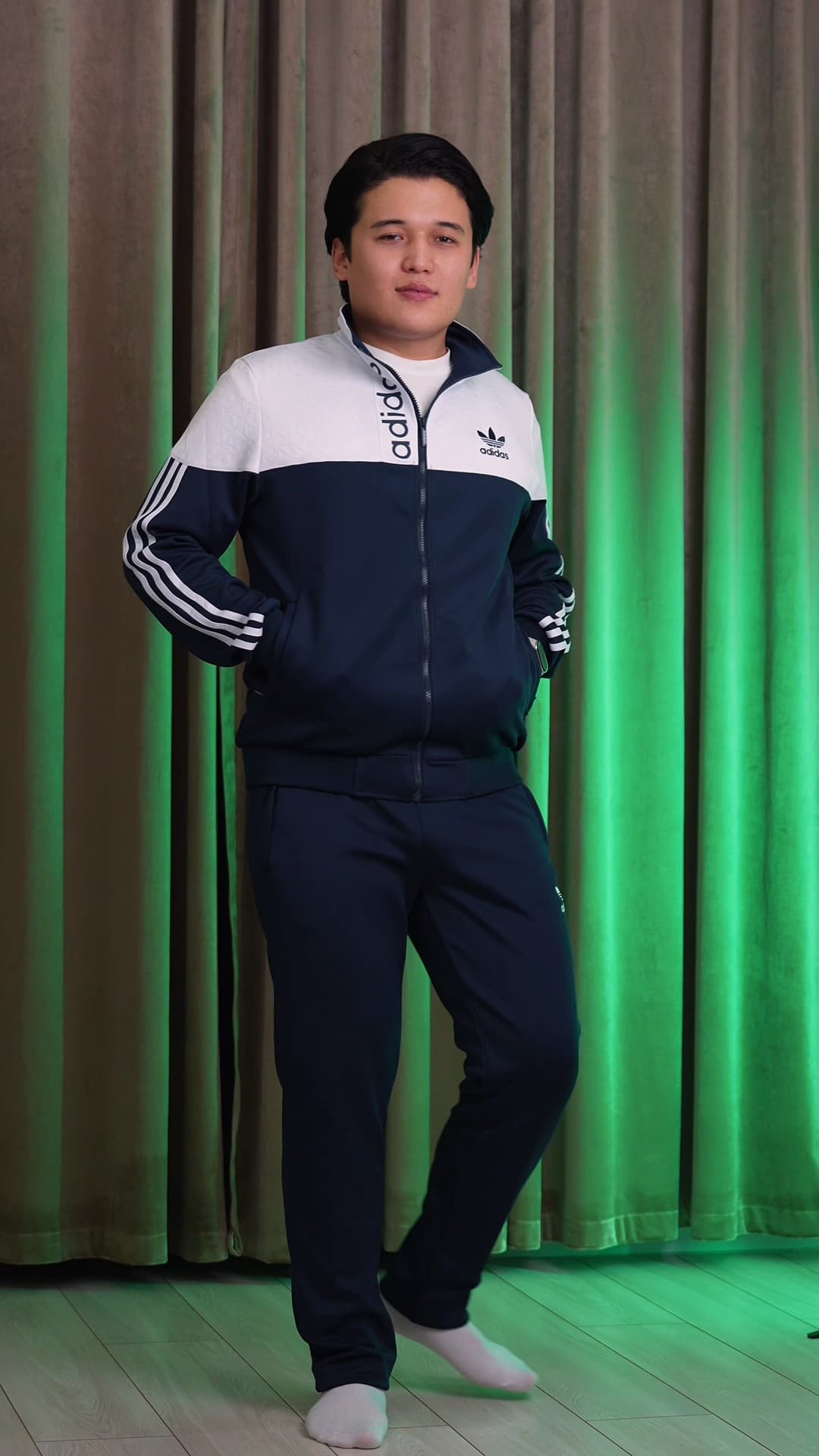 Yumshoq va qulay sportivka - Adidas